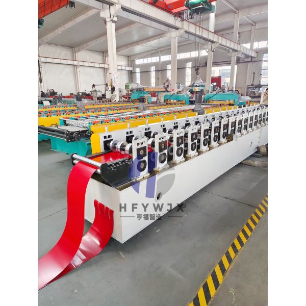 Professional Metal Wall Panel Roll Forming Machine 30 Forming Stations 15-20m/Min Production Speed