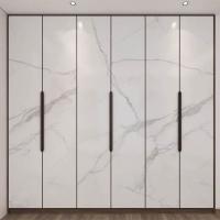 Apartamento Porta balançante Guarda-roupa Organizador de armazenamento Porta de vidro Laca Branca