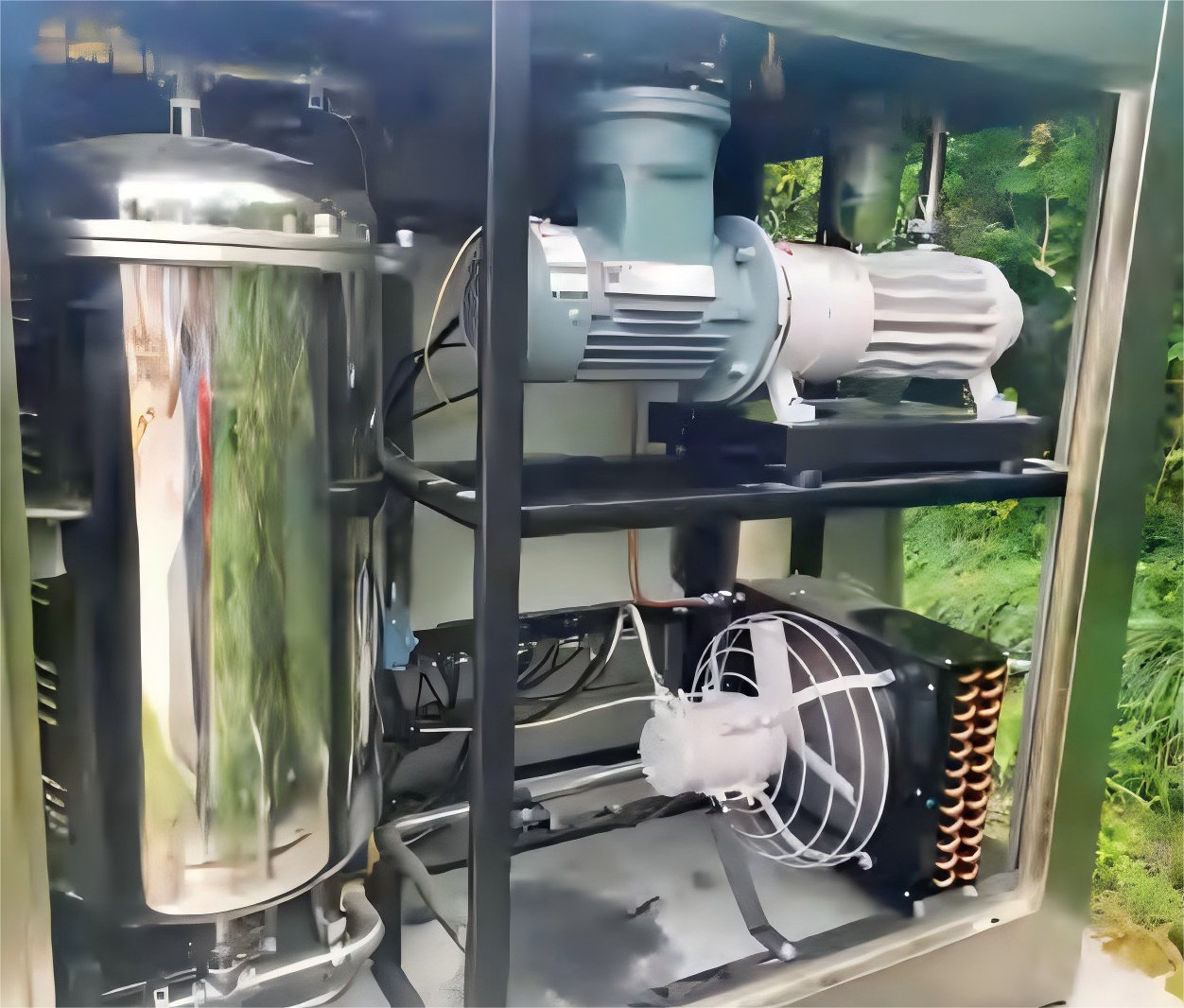 Vacuum Dry Screw Pump Oil Free Water Cooling High Vacuum CE Certified
