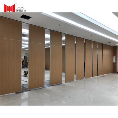 Banquet Hall 65mm Folding Partition Walls Commercial 900-1230mm Width