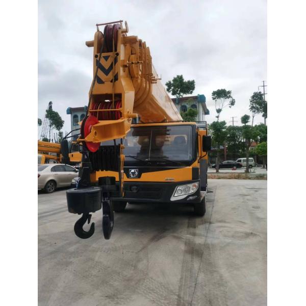 MOOG Hydraulic Cylinder and Eaton Hydraulic Pump Used Truck Crane QY100K at Affordable