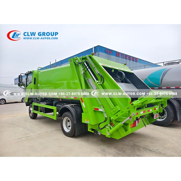 I-SUZU 700P 4x4 RHD 190hp Garbage Compactor Truck and 9m³ Compaction Volume
