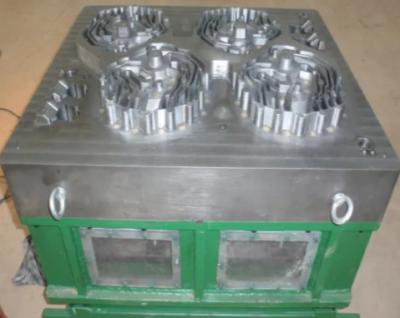 Moldes de carcaça feitos sob encomenda do metal do ferro fundido com equipamento do CNC da elevada precisão