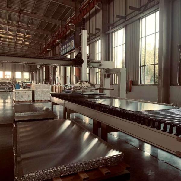 連続アルミニウムハニコムパネル生産ライン機器