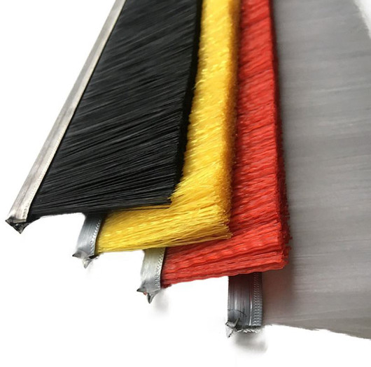 Алюминиевая стержня полипропилена промышленных полос щетка дверь нижнее уплотнение