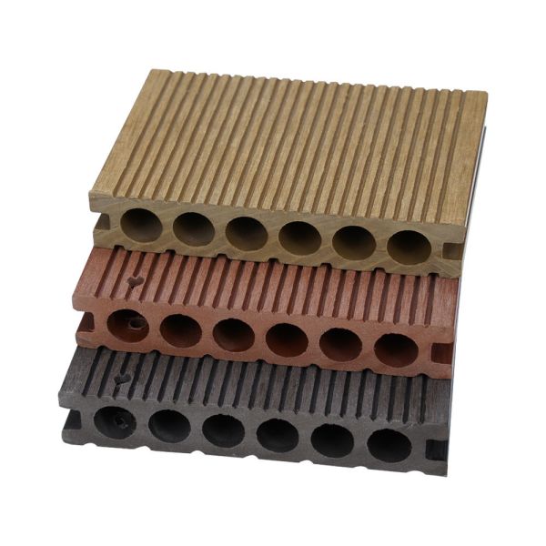 3D Wood Grain Wpc Decking Anti-Slip and Waterproof Composite Decking for Patios and Decks