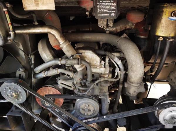 Used Coach Bus Left Steering Good Condition With AC Euro III Model XML6102 45 Seats Used Golden Dragon Bus