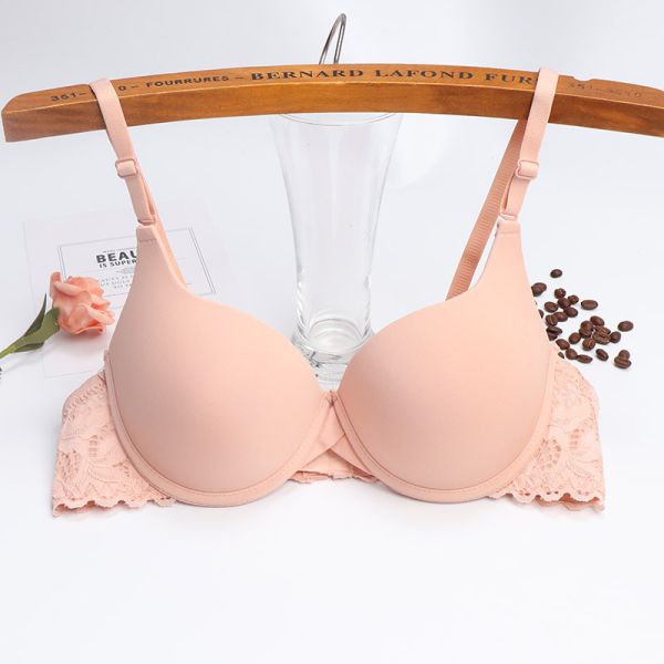 Women's Underwire Push-Up Bra Adjustable Straps Breathable Knitted Everyday Style with Lace Decoration Bra for Women