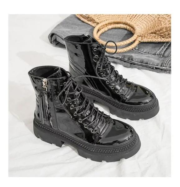 Stacked Rubber Soles Ladies Flat Boots Brushed Leather Motorcycle Boots