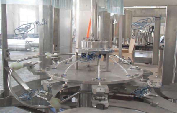 5L Pure Water Bottle Filling Machine 3 In 1 Liquid Filler Equipment