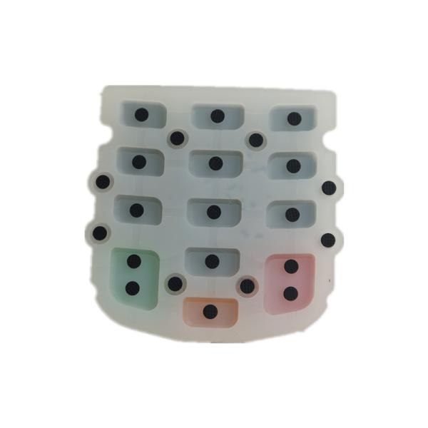 Clavier en caoutchouc de silicone remplacé par des particules de carbone conductrices pouvant conduire l'électricité