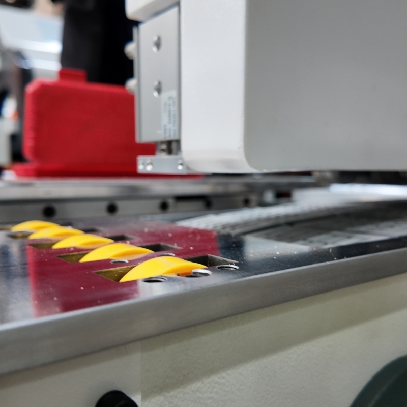 Fully Automatic Multi Layer Panel Arc Bending Machine For High Strength Forming
