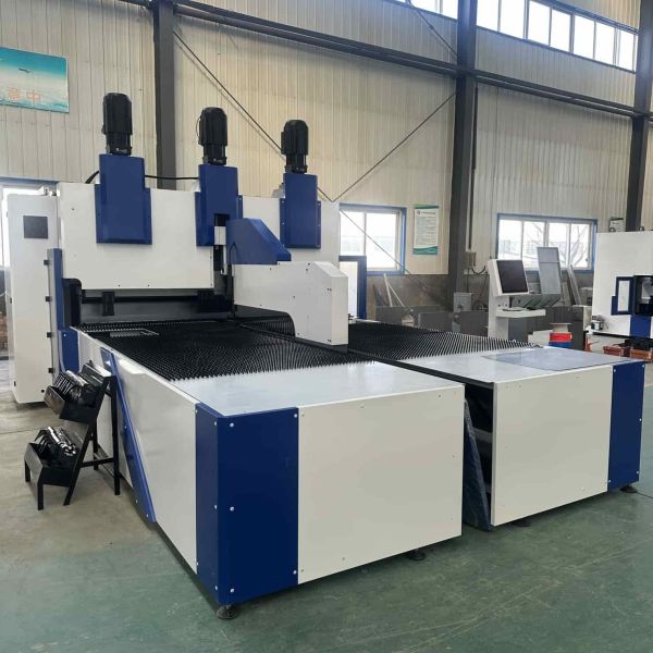 Fully Automated CNC Panel Bender with 0.2s/Cut Speed and ±0.1mm Precision for High-Speed Metal Bending