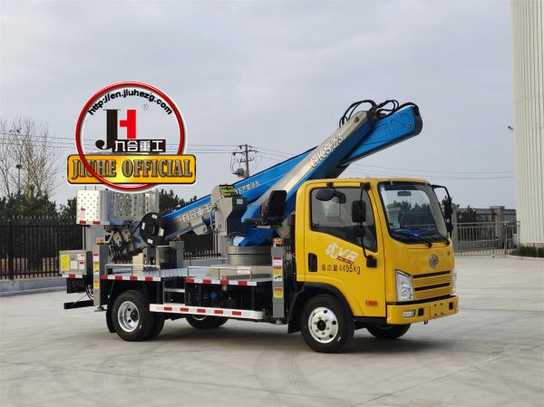 21m 23m 24m 25m 29m 32m 38m 45m 50m 55m Caminhão de trabalho aéreo HOWO Veículo de trabalho aéreo ISUZU Plataforma de trabalho alta