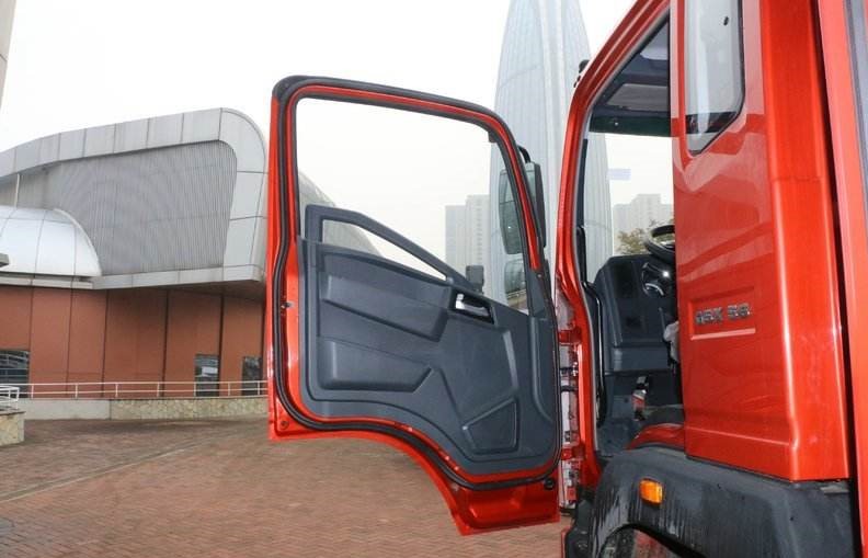 Используемая тележка грузовика тележки груза режима HOWO 151HP привода 4x2