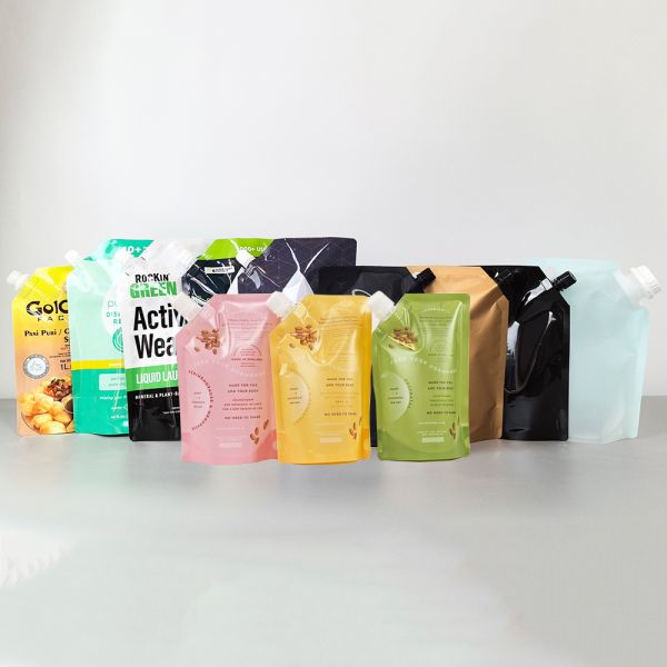 Drink Pouches with Spout Versatile Beverage Bags Manufacturer Waterproof Nozzle  Bag Water Leakage Can Stand Packaging Bag