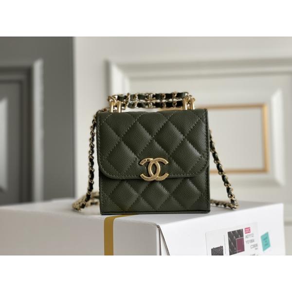 Classic Gold Double C Grain Leather Chanel 2way Bag AP3020
