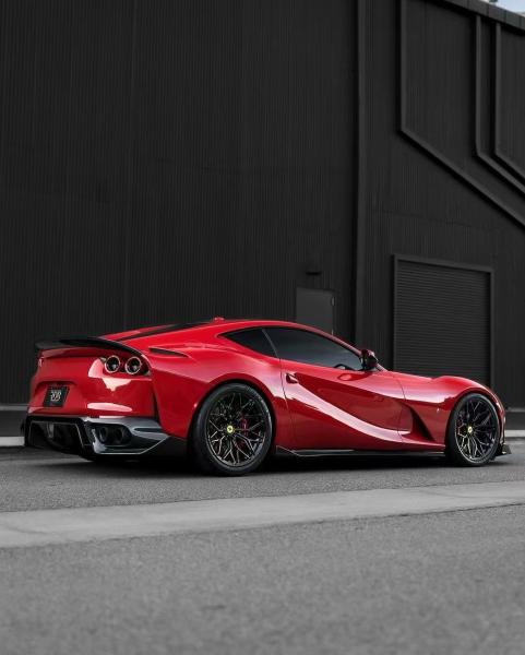 1016 Ferrari Body Kit 812 190mm  Carbon Fiber front bumper diffuser Spoiler