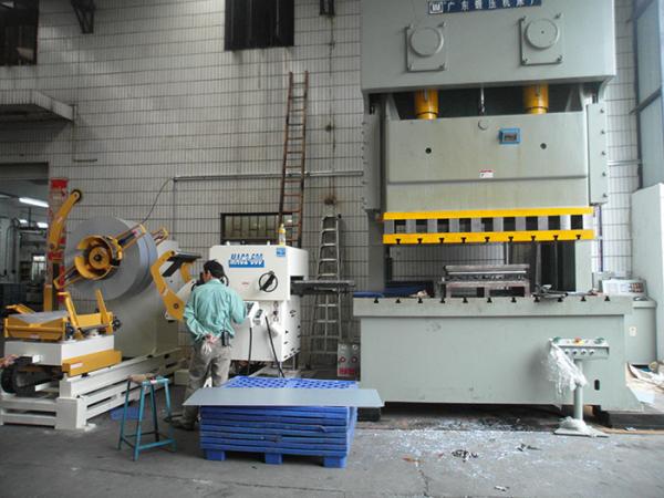 Precision Roller Feeder Device Decoiler Straightener Feeder Zinc Based Alloy Stamping