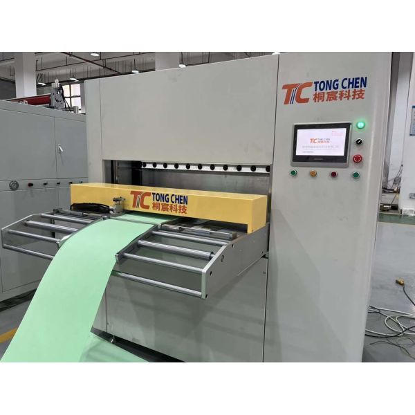 Precision-Engineered for Enhanced Durability 300mm Pleating Height Folding System for Large-Scale Production