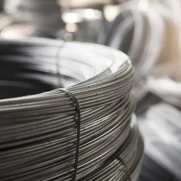 округлая форма заготовки для проволоки нержавеющей стали 304 316 321 302 сваривая