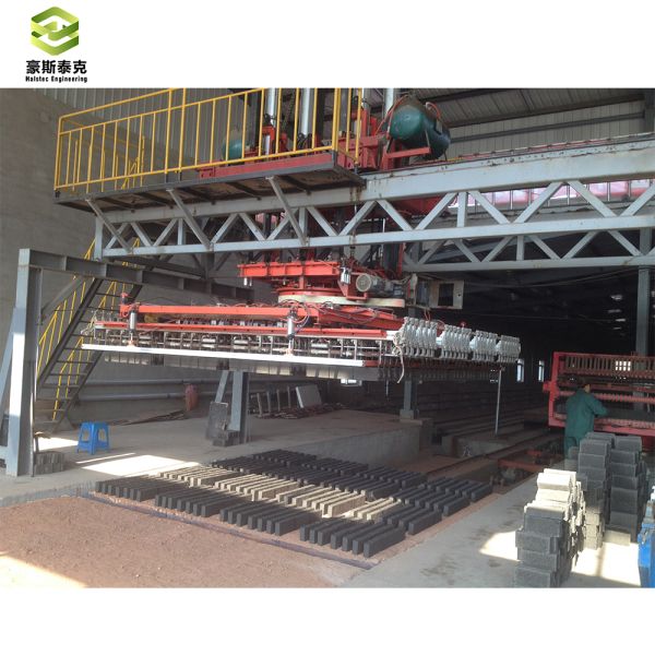 204 Robot Stacking Machine Featuring Customized Gripper Designed to Stack Bricks Efficiently for Industrial Applications
