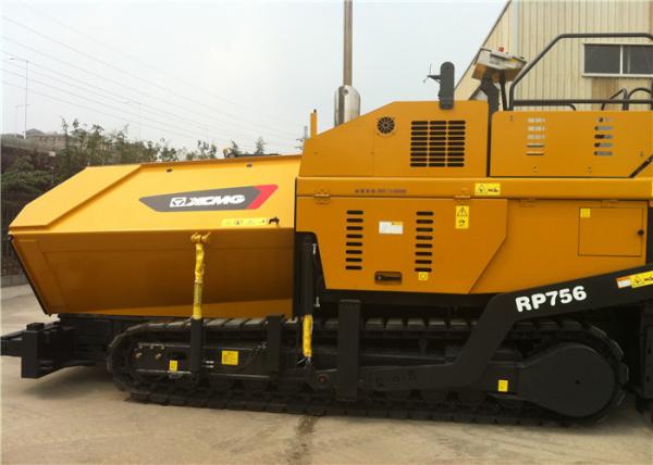 140KW Diesel Engine XCMG Concrete Asphalt Paver Machine With 330mm Pacing Thickness