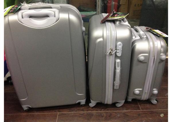 4 Wheels Hard Case Spinner Luggage Sets Of 3 Piece For Business Travelling