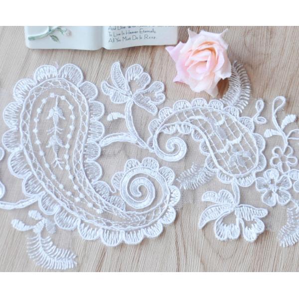 Apparel Accessories Ivory Embroidery Lace Applique for Bridal Dress
