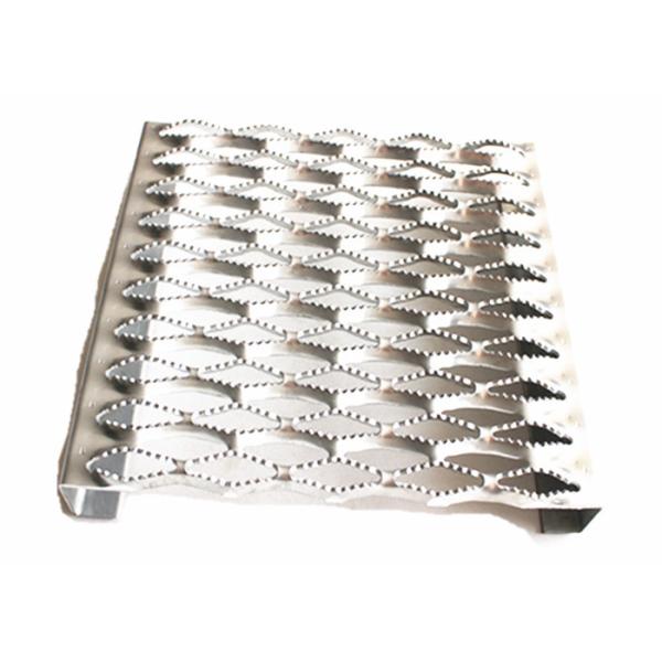 Aluminum Safety Grip Strut Grating Walkways , Crocodile Mouth Anti Slip Metal Plate