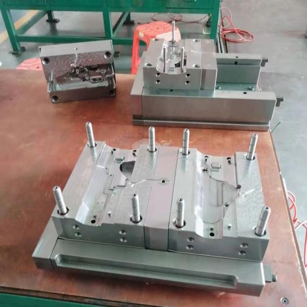 1 Million Shots Multi Cavity Plastic Injection Molding For Toothbrush