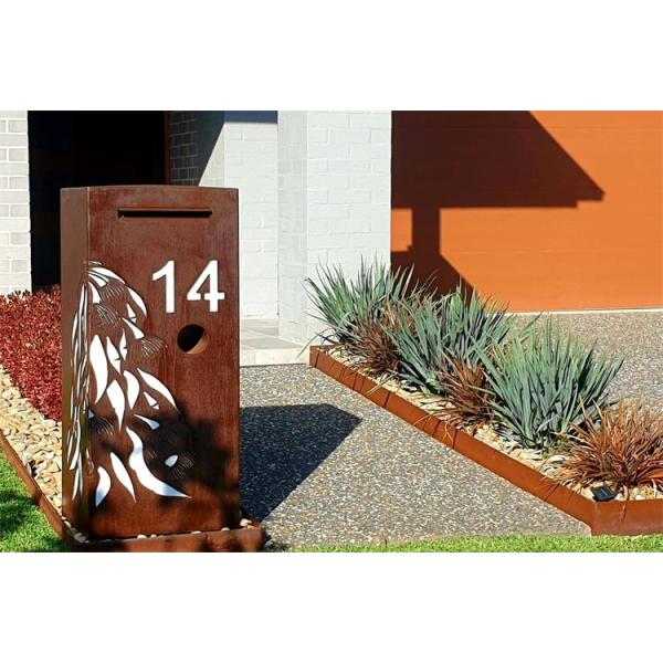 Лазер отрезал заржаветый почтовый ящик Corten коробки падения пакета прямоугольника взгляда стальной