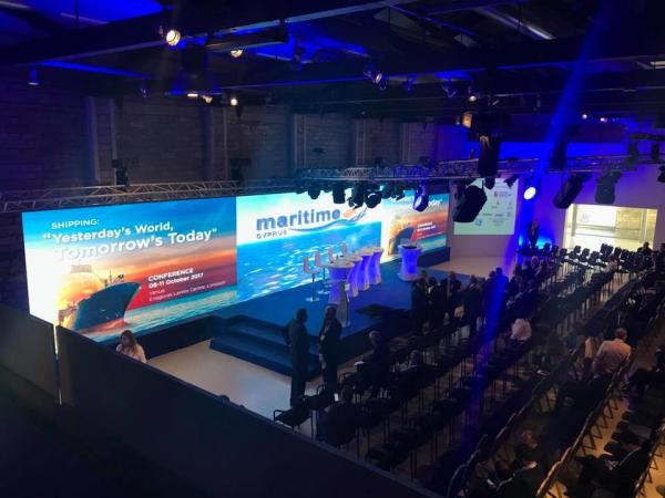 SMD2121 Outdoor Led Screen Rental AC110-220V 3840hz High End Stage Backdrop Walls