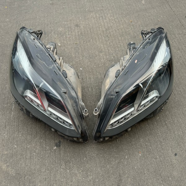 New High Quality E SeriesW212front Left and Right LED Headlights Daily Running Light High Light Distance Light for Mercedes-Benz