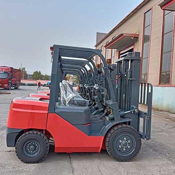 Side Shifter CPCD30 3.0Ton Diesel Lift Truck Hydraulic Transmission Counterbalance