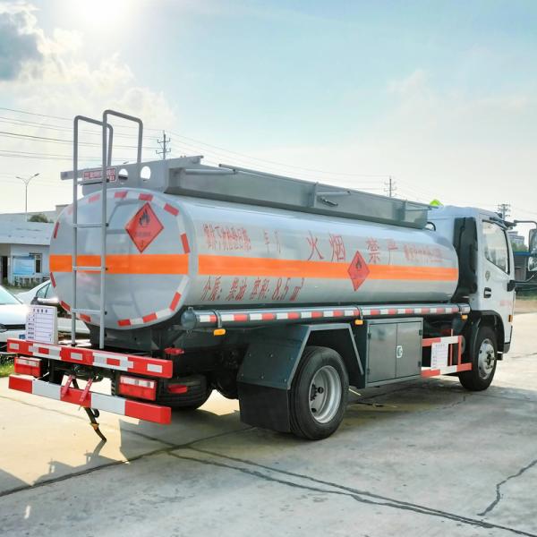 Design Mini Dongfeng 5 Ton Fuel Tank Truck For Edible Vegetable Oil Diesel Carbon Steel Tank