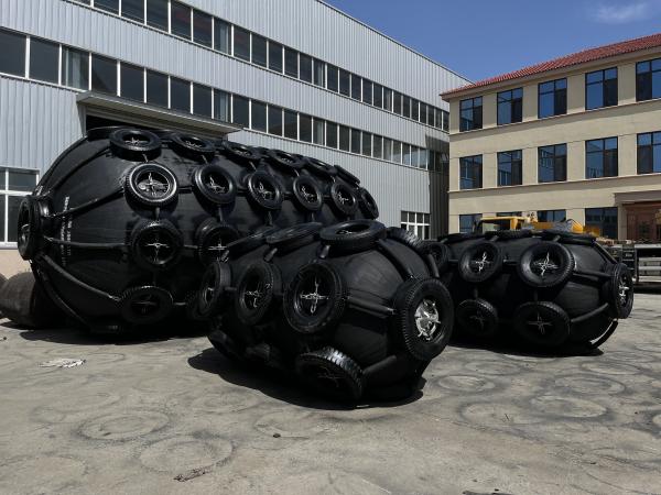 Fendeur en caoutchouc noir de 50 KPa