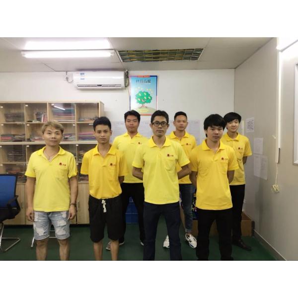 Обслуживание пластиковой упаковки ОПП кладет устранимое в мешки с уплотнением прилипателя собственной личности