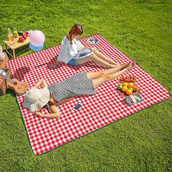 Outdoor Sand Proof Beach Tote Portable Picnic Mat 120*135cm