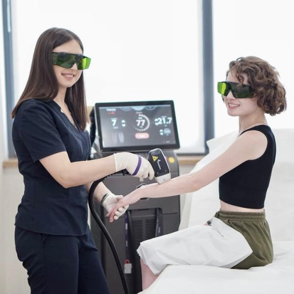 Высокочастотный 1-10HZ 808 диодный лазерный эпилятор с выходной мощностью 600 Вт