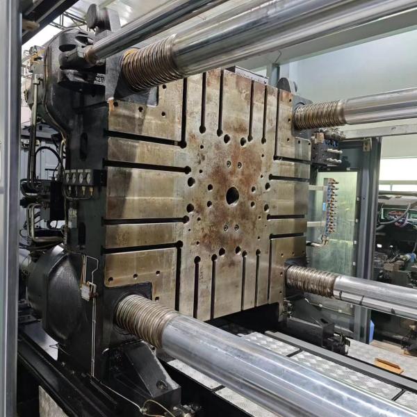 BU1000 Two Platen Injection Molding Machine Servo Motor Horizontal