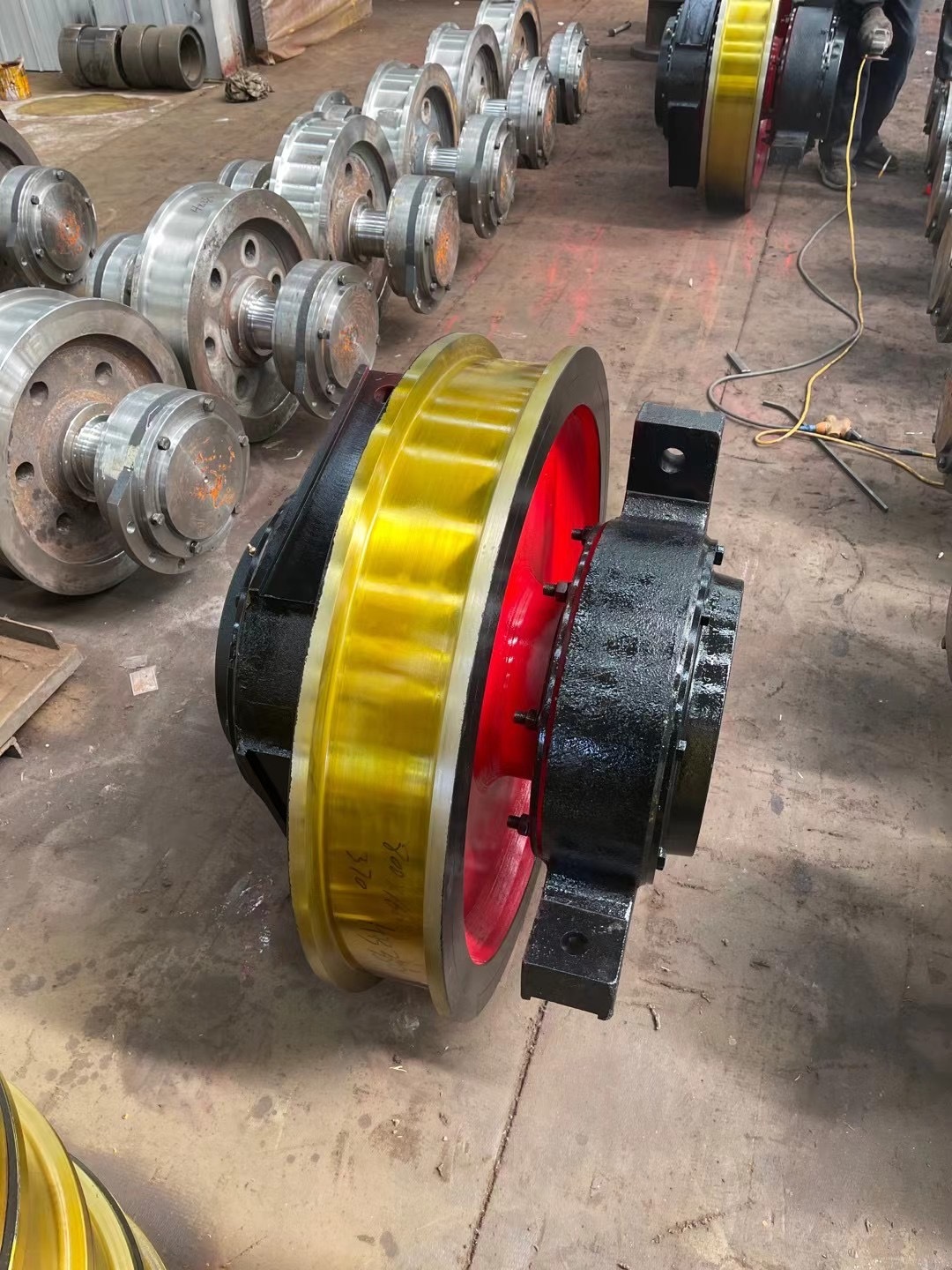 Marine Grade Stainless Steel Crane Wheel with HB300–380 Or HRC45–55 Surface Hardness and 500 Mm Wheel Diameter for Offshore Port Machinery