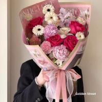 Le papier d'emballage de fleurs, le papier d'emballage de fleurs, le papier de bouquet