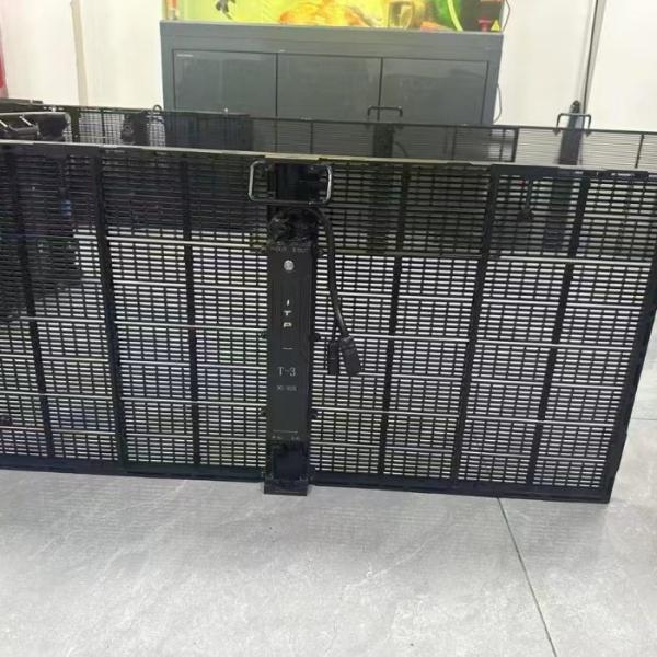 LightLiNK P3.91 Outdoor Transparent Screen Nova System Second Hand Modular