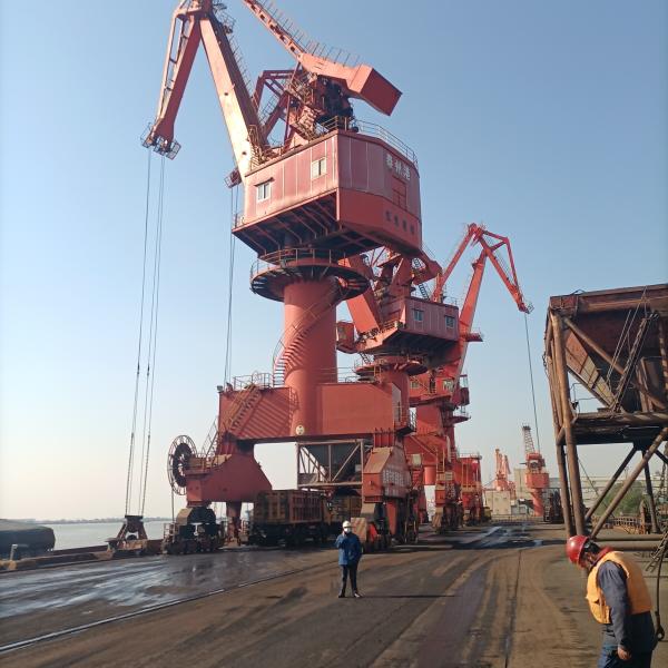 Double Row Dia 10000mm Cross Roller Slewing Bearing and stacker bearing and marine bearuing factory price