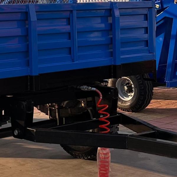 Trailers agricoles lourds pour le transport agricole bleu à quatre roues 6t