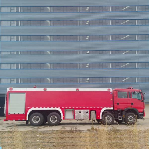 Sinotruk  Howo  8X4 Double Row 25000 Liters 	airport Fire Truck  Fire Engine Fire Fighter Truck