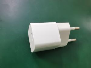 Certified 20W USB C PD Adapter with 1.67A Output Current CE/FCC/RoHS Lightweight