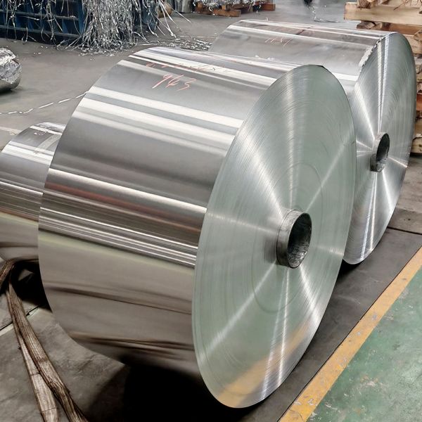 Hairdressing Aluminum Foil Roll Featuring Structure Aluminum Foil Bubble White Pe Film Mill Finished Surface for Packaging Solutions