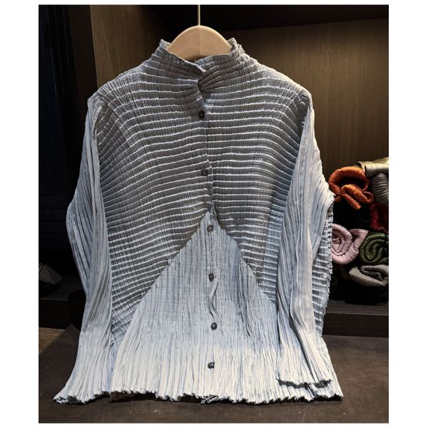 Splicing single breasted cardigan shirt for women in autumn, new style with irregular folds, versatile top